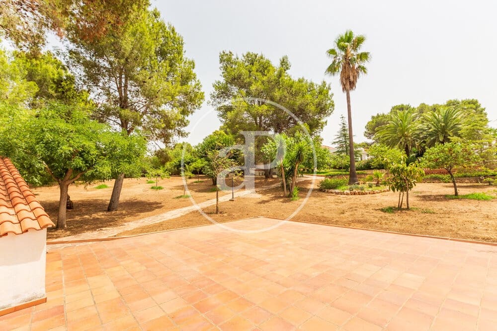 Grond te koop in Chiva - € 240.000 (Ref: 9978957)