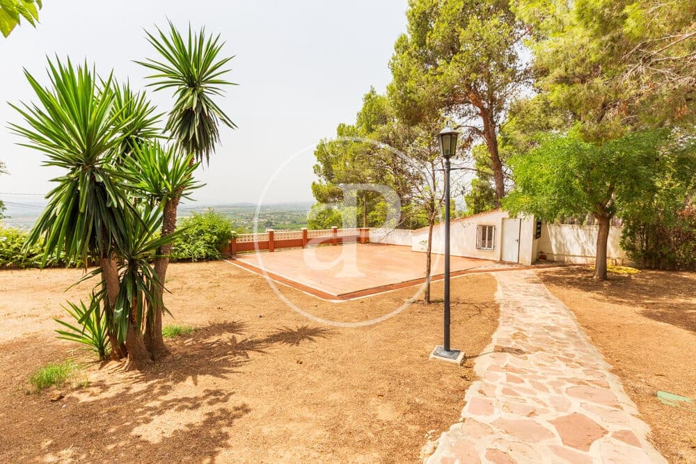 Grond te koop in Chiva - € 240.000 (Ref: 9978957)