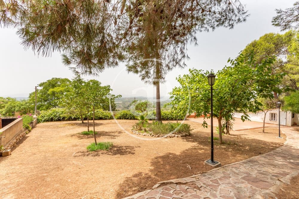 Grond te koop in Chiva - € 240.000 (Ref: 9978957)