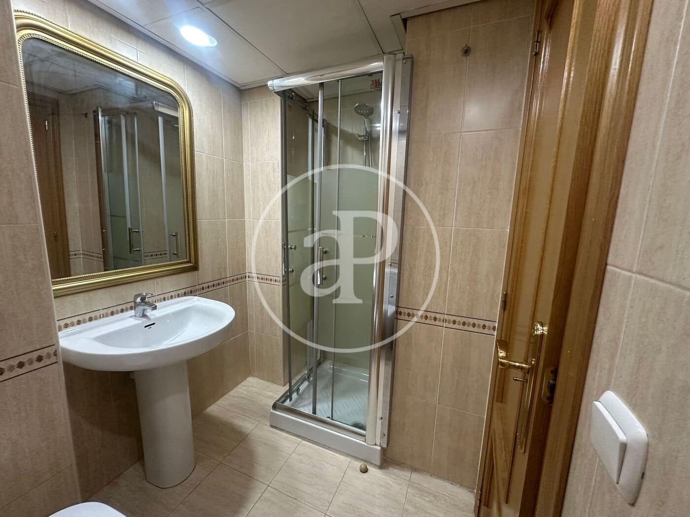 2 bedroom Apartment for rent in Valencia city with pool garage - € 2,000 (Ref: 9978958)