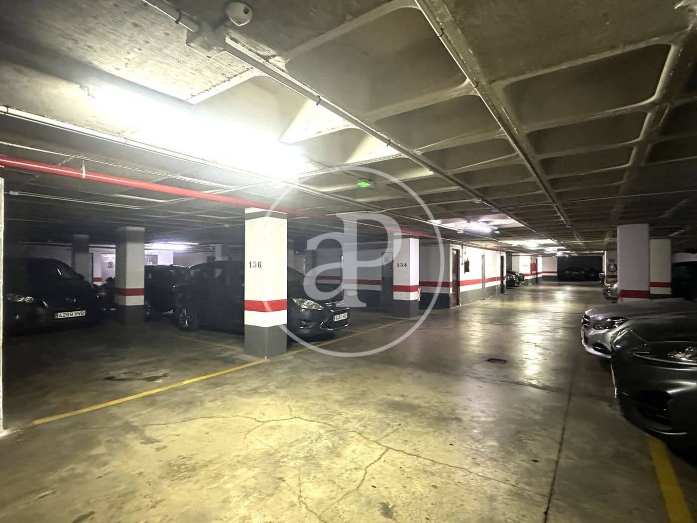 2 bedroom Apartment for rent in Valencia city with pool garage - € 2,000 (Ref: 9978958)