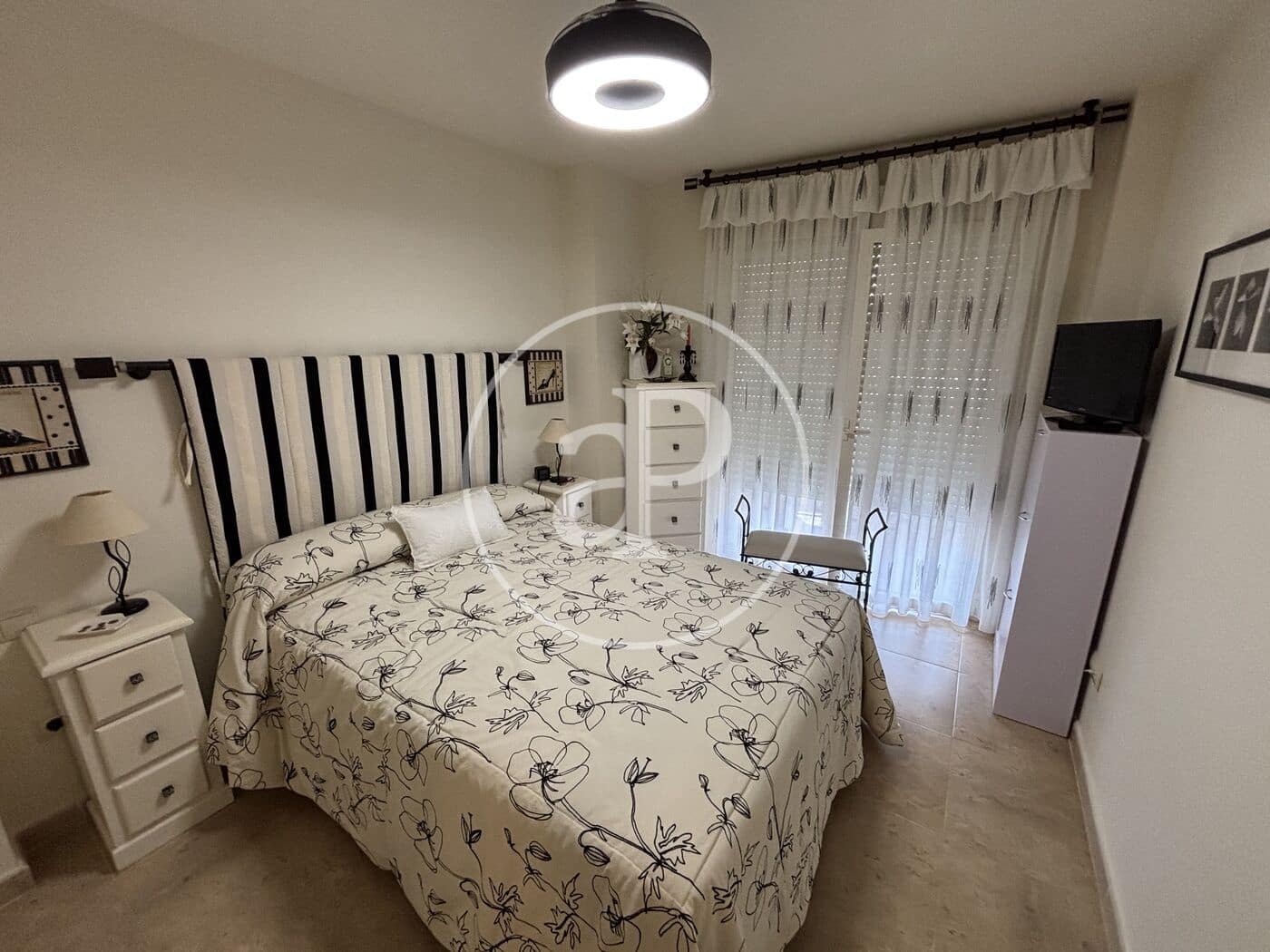 1 soveværelse Lejlighed til salg i Benidorm med swimmingpool - € 265.000 (Ref: 9983077)