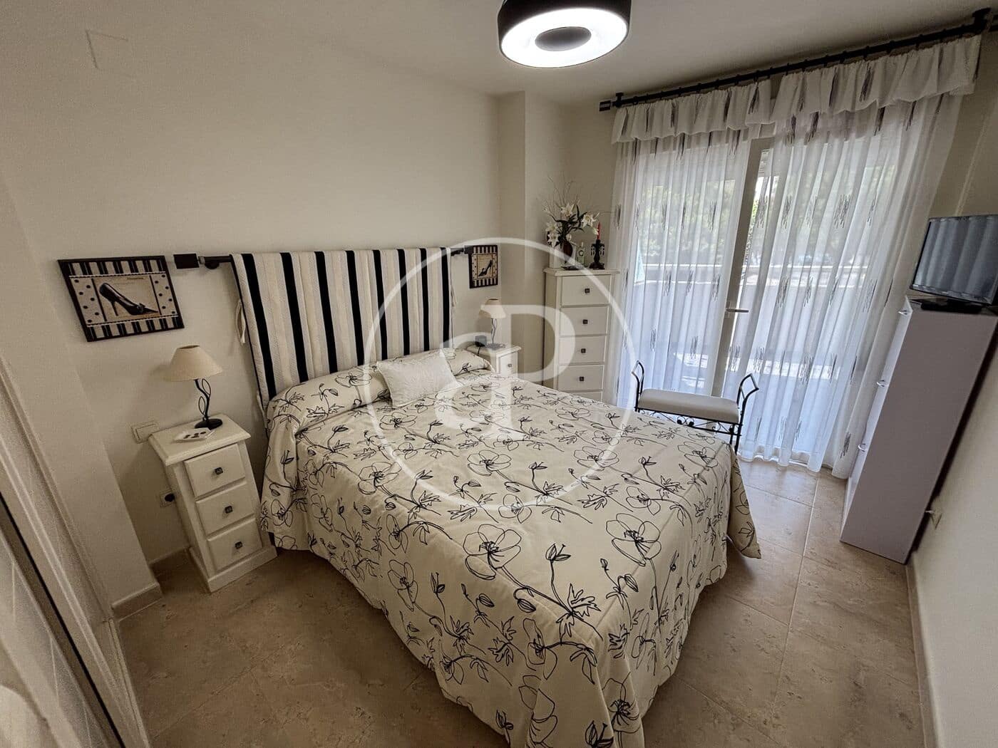 1 soveværelse Lejlighed til salg i Benidorm med swimmingpool - € 265.000 (Ref: 9983077)