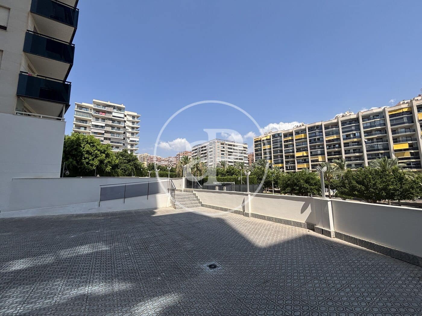 1 soveværelse Lejlighed til salg i Benidorm med swimmingpool - € 265.000 (Ref: 9983077)