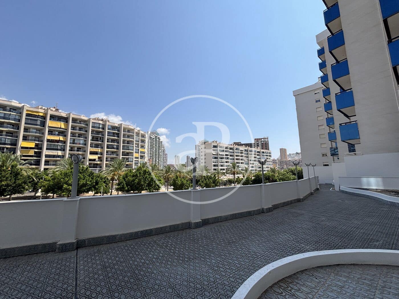 1 soveværelse Lejlighed til salg i Benidorm med swimmingpool - € 265.000 (Ref: 9983077)