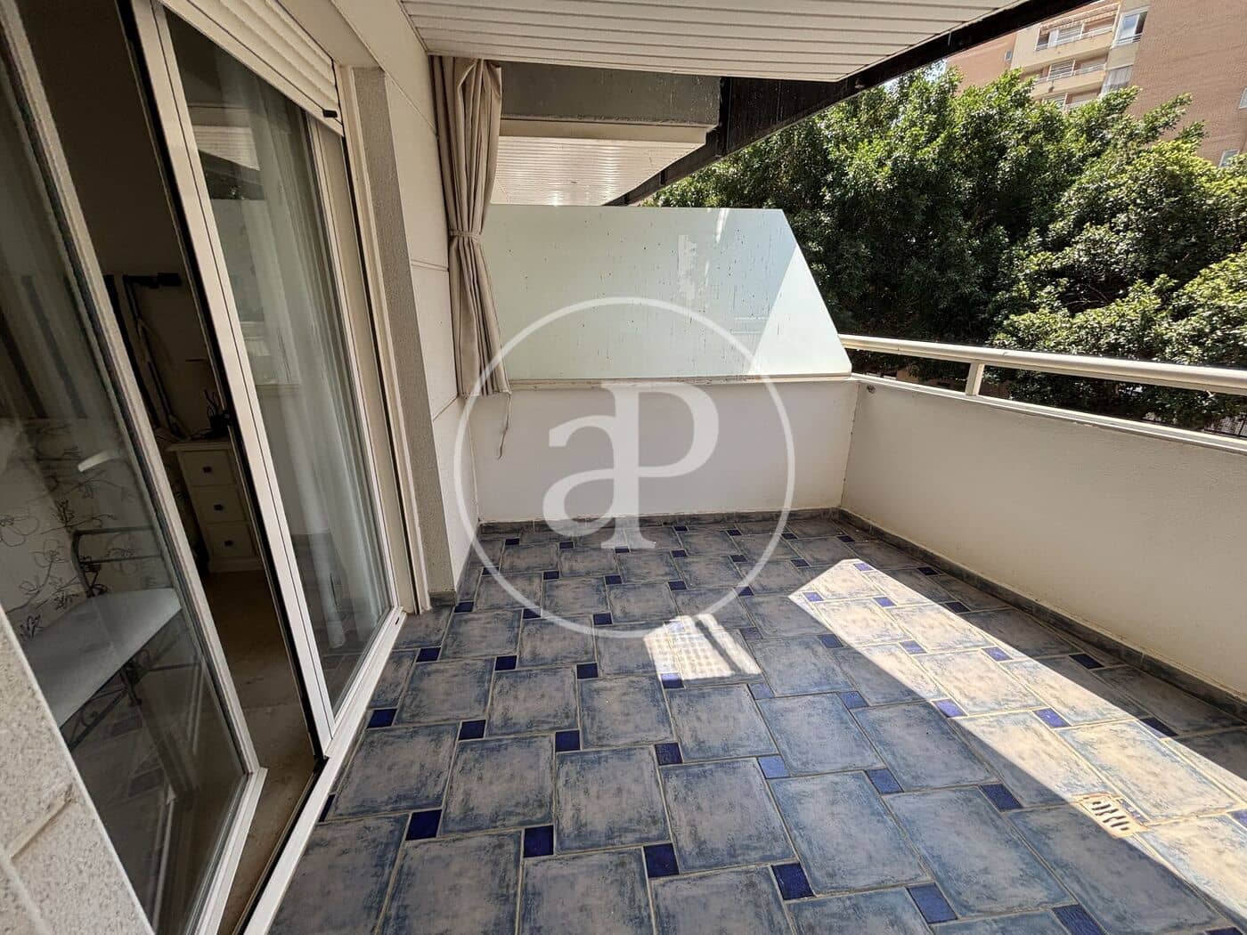 1 soveværelse Lejlighed til salg i Benidorm med swimmingpool - € 265.000 (Ref: 9983077)