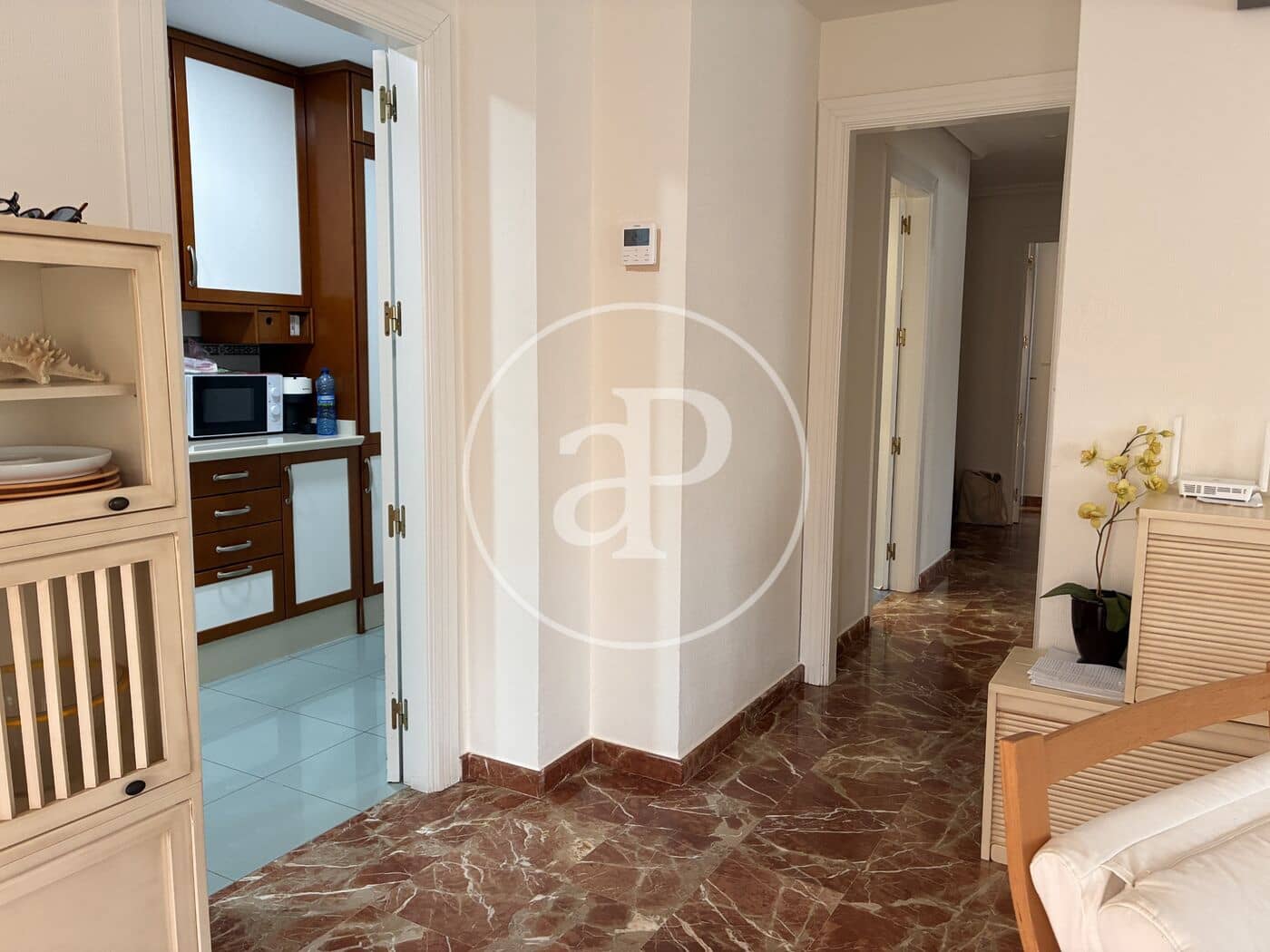 2 Zimmer Apartment zu vermieten in Alicante / Alacant Stadt mit Pool - 1.100 € (Ref: 9983078)