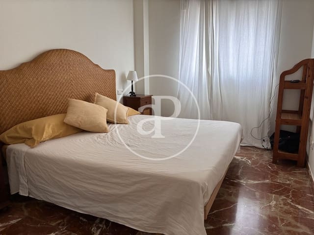 2 slaapkamer Appartement te huur in Alicante stad met zwembad - € 1.100 (Ref: 9983078)