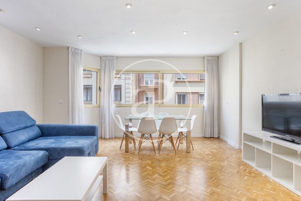 2 quarto Apartamento para arrendar em Valencia cidade - 1 300 € (Ref: 9983079)