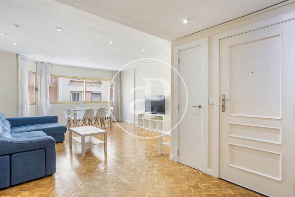 2 quarto Apartamento para arrendar em Valencia cidade - 1 300 € (Ref: 9983079)