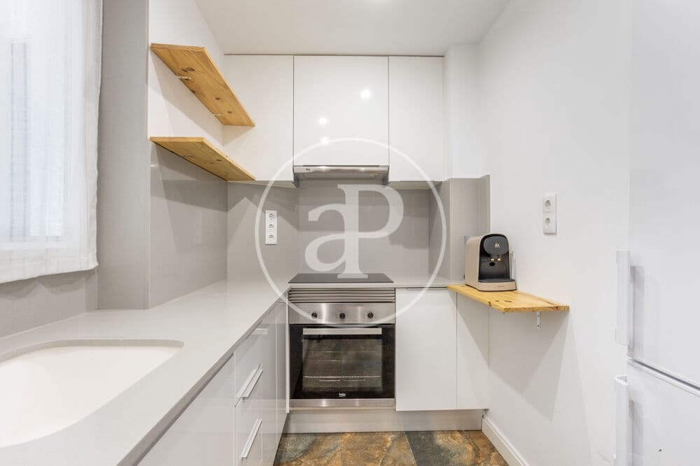 2 quarto Apartamento para arrendar em Valencia cidade - 1 300 € (Ref: 9983079)