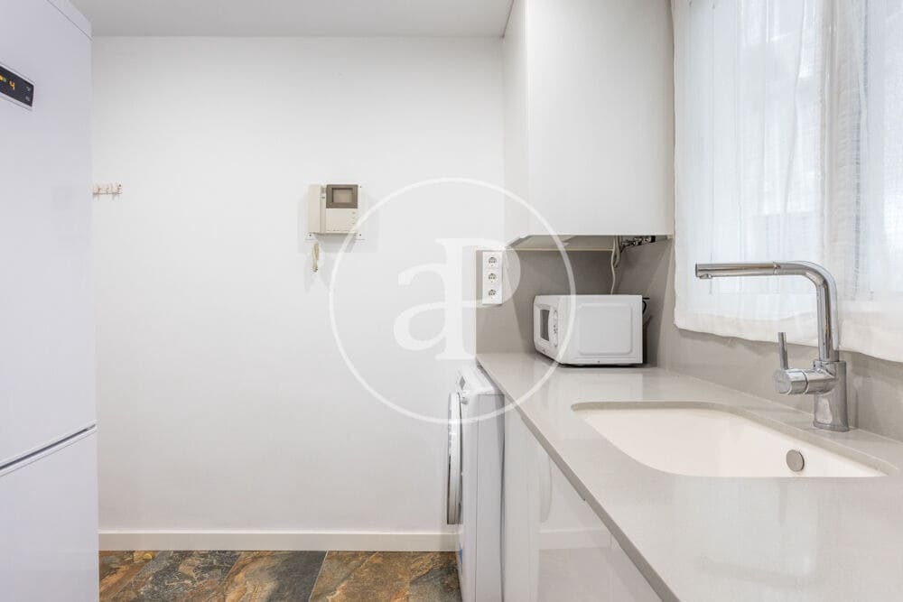 2 quarto Apartamento para arrendar em Valencia cidade - 1 300 € (Ref: 9983079)