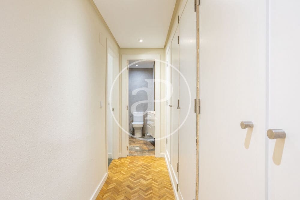 2 quarto Apartamento para arrendar em Valencia cidade - 1 300 € (Ref: 9983079)