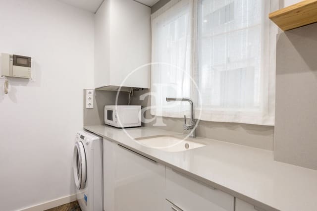Apartamento de 2 habitaciones en Arrancapins, València ciudad en alquiler - 1.300 € (Ref: 9983079)