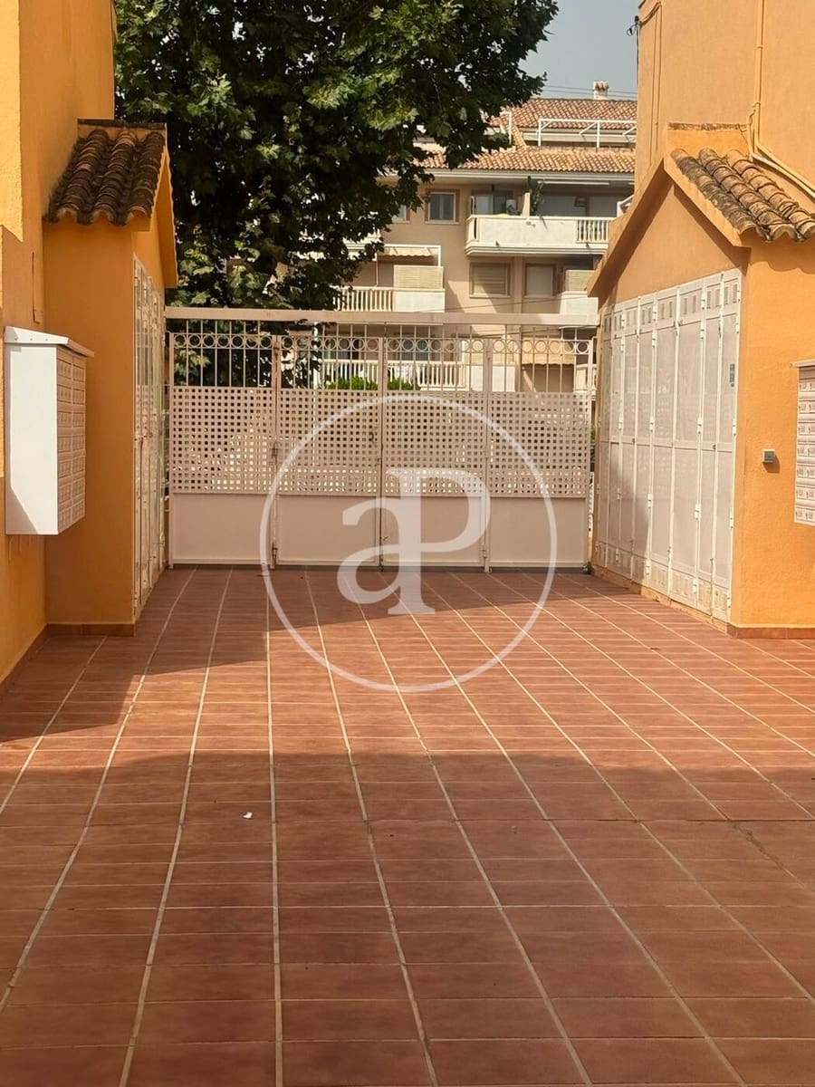 1 slaapkamer Appartement te huur in Javea / Xabia met zwembad garage - € 850 (Ref: 9983081)
