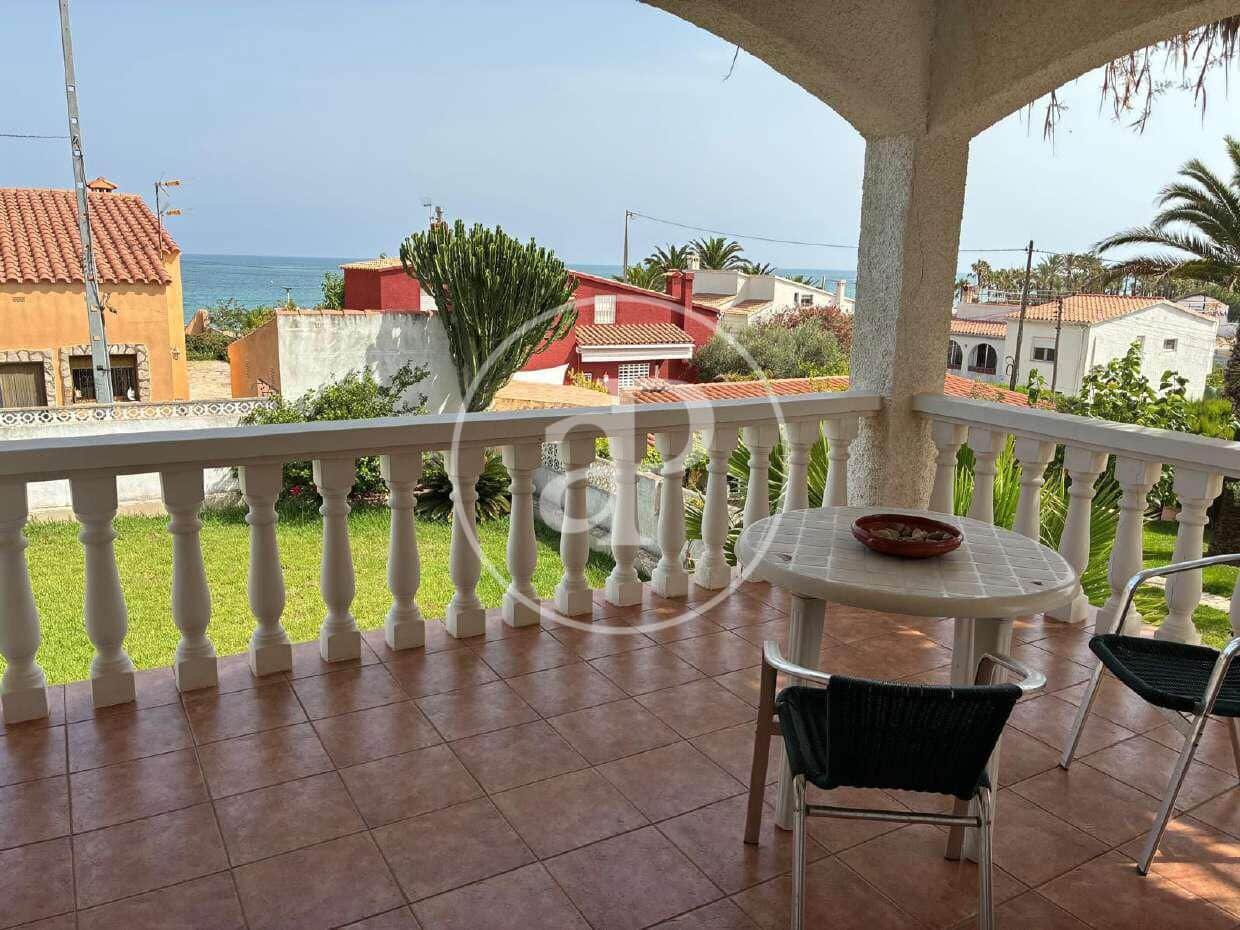 Chalet de 4 habitaciones en Alcossebre en venta - 395.000 € (Ref: 9983082)