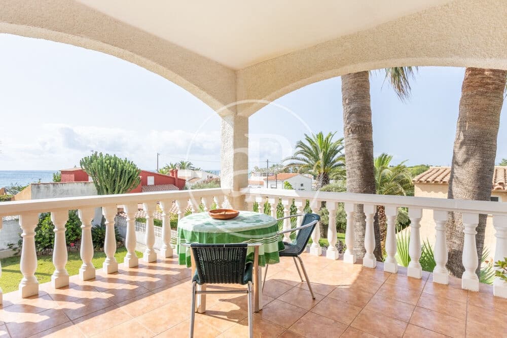 4 bedroom Villa for sale in Alcossebre - € 395,000 (Ref: 9983082)