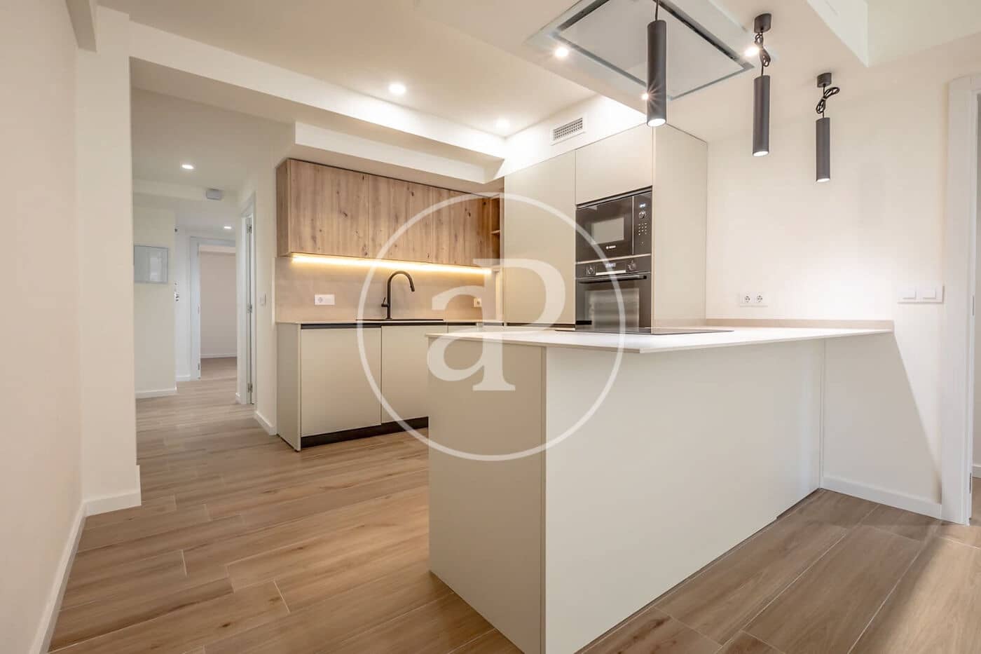 4 sypialnia Apartament na sprzedaż w Miasto Walencja - 370 000 € (Ref: 9985034)