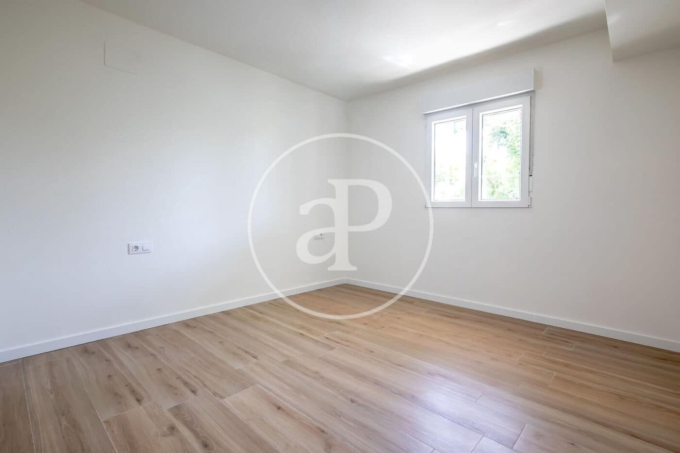4 sypialnia Apartament na sprzedaż w Miasto Walencja - 370 000 € (Ref: 9985034)