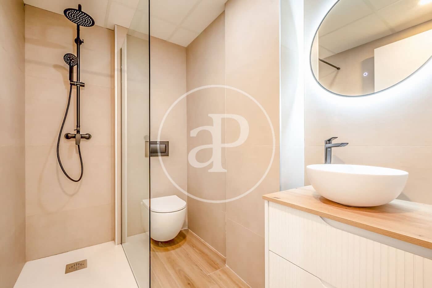 4 sypialnia Apartament na sprzedaż w Miasto Walencja - 370 000 € (Ref: 9985034)