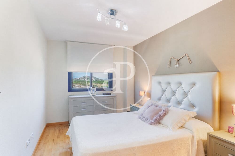 3 soveværelse Lejlighed til salg i Riba-roja de Turia med swimmingpool - € 280.000 (Ref: 9985035)