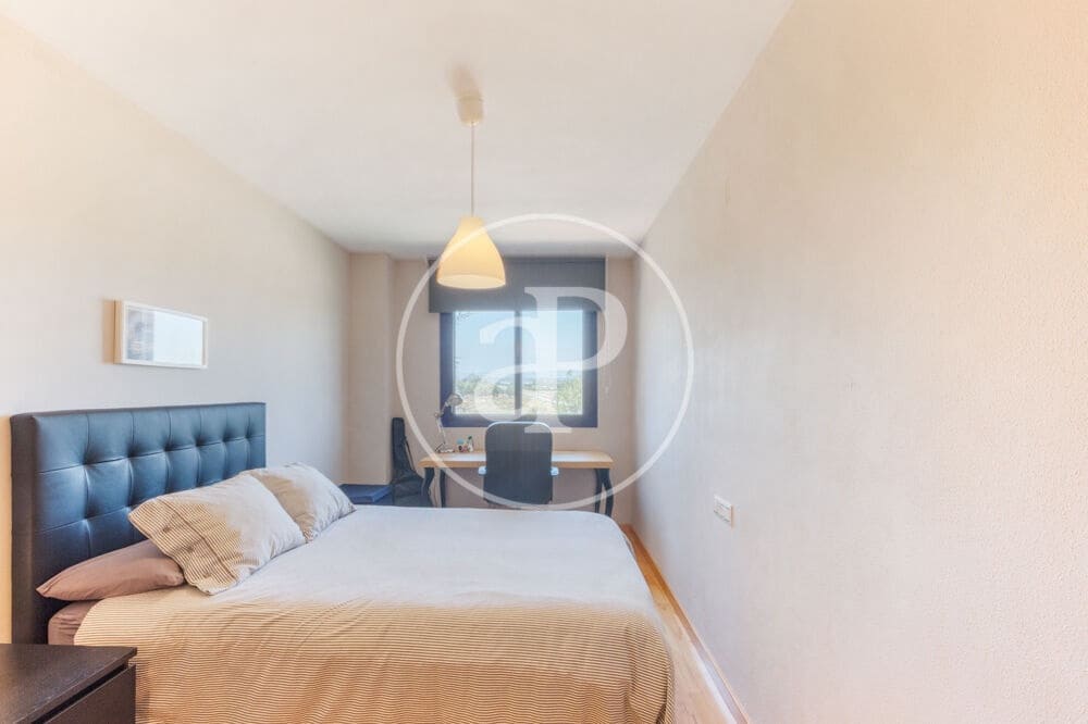 3 soveværelse Lejlighed til salg i Riba-roja de Turia med swimmingpool - € 280.000 (Ref: 9985035)