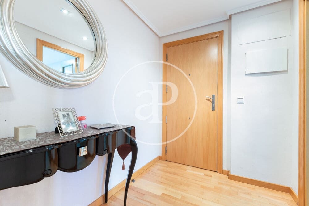 3 soveværelse Lejlighed til salg i Riba-roja de Turia med swimmingpool - € 280.000 (Ref: 9985035)