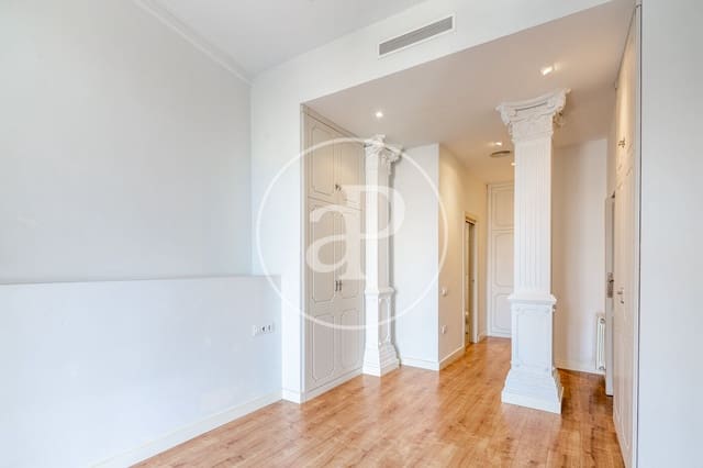 5 soverom Leilighet til leie i La Gran Via, Valencia by - € 3 000 (Ref: 9986938)