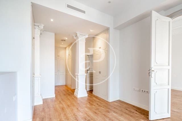 5 soverom Leilighet til leie i La Gran Via, Valencia by - € 3 000 (Ref: 9986938)