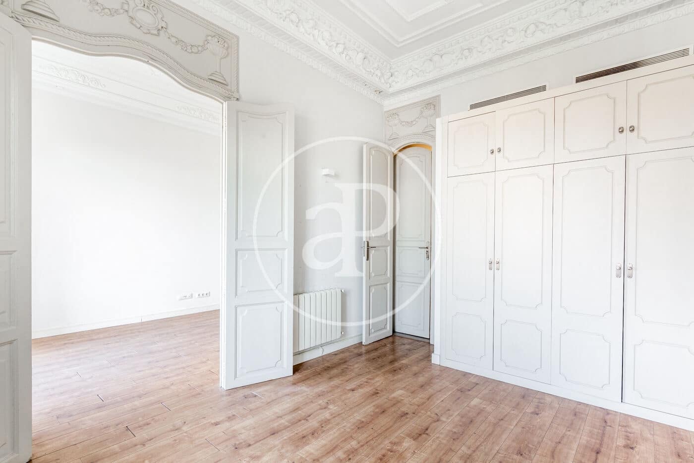5 soverom Leilighet til leie i Valencia by - € 3 000 (Ref: 9986938)