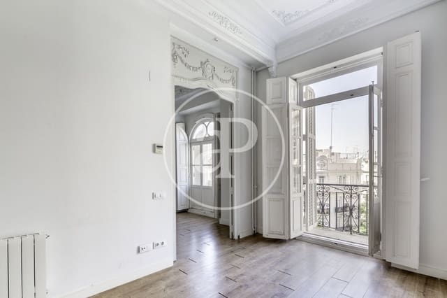 5 soverom Leilighet til leie i La Gran Via, Valencia by - € 3 000 (Ref: 9986938)