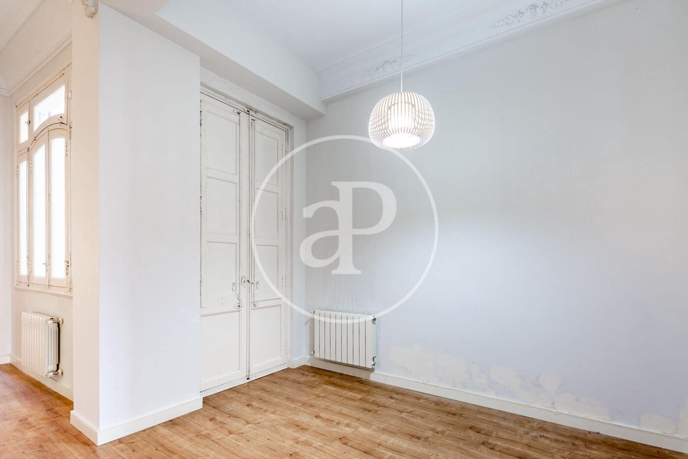 5 soverom Leilighet til leie i Valencia by - € 3 000 (Ref: 9986938)