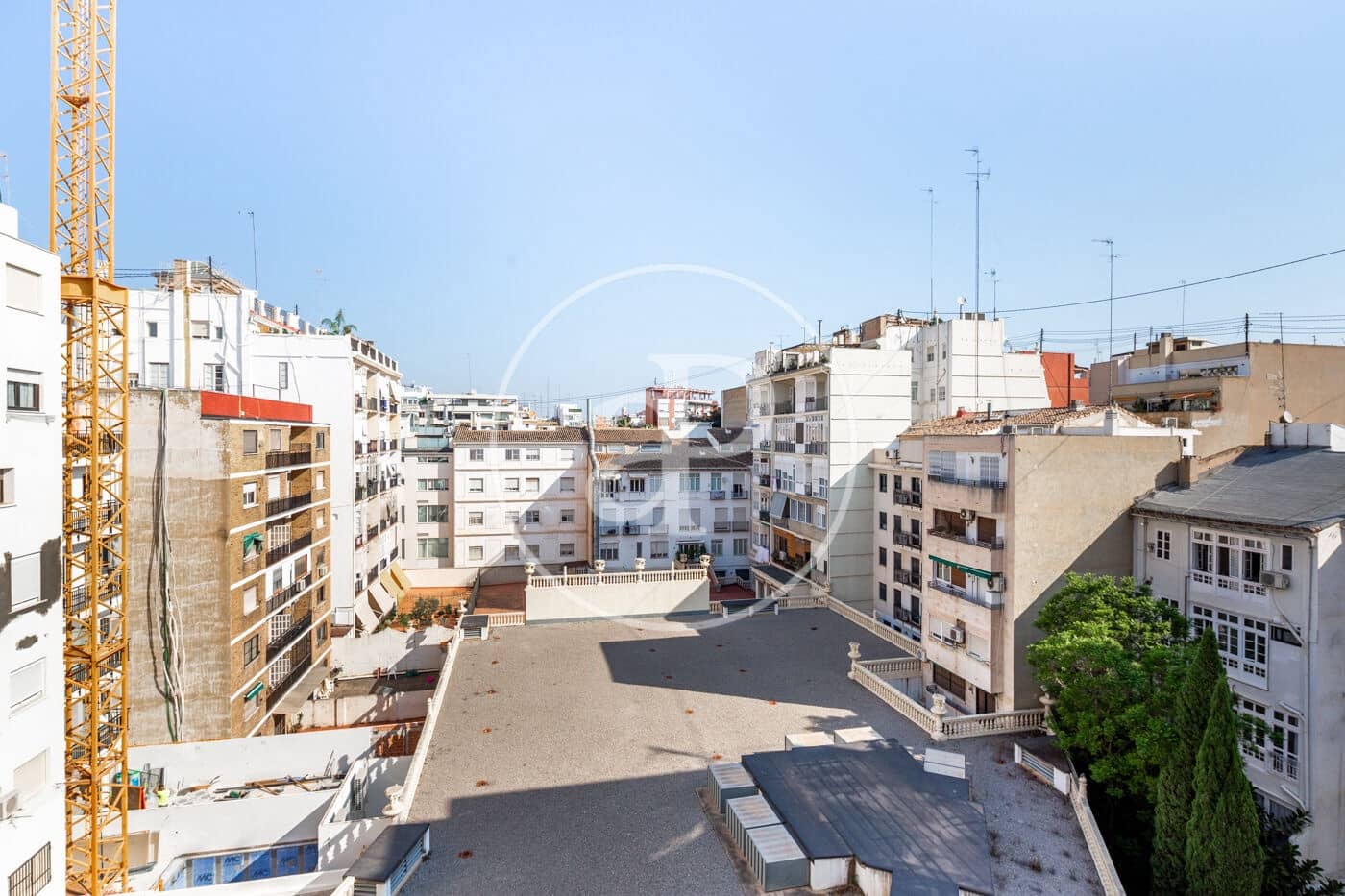 5 soverom Leilighet til leie i Valencia by - € 3 000 (Ref: 9986938)