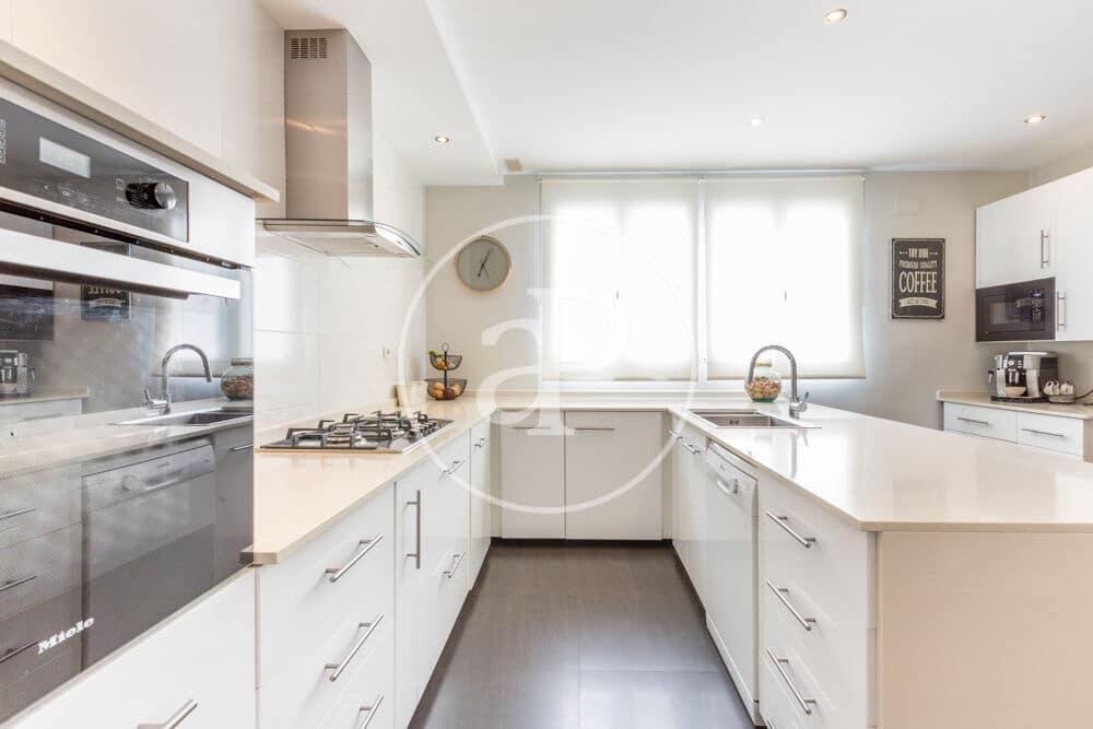 3 soverom Leilighet til salgs i Valencia by - € 795 000 (Ref: 9990785)