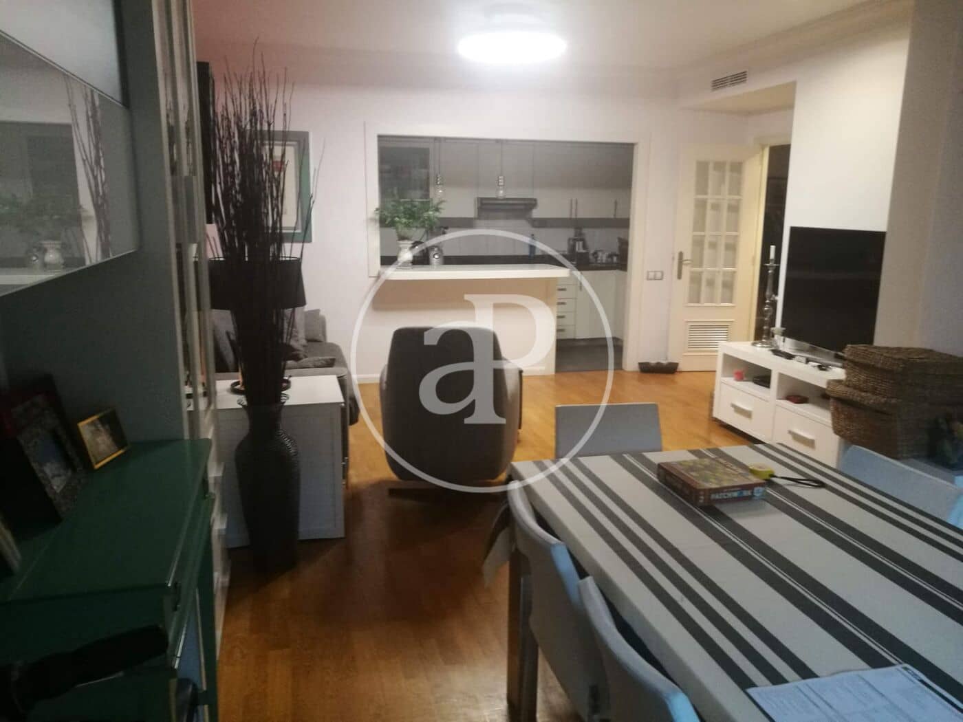 2 soverom Leilighet til leie i Valencia by - € 1 400 (Ref: 9994314)
