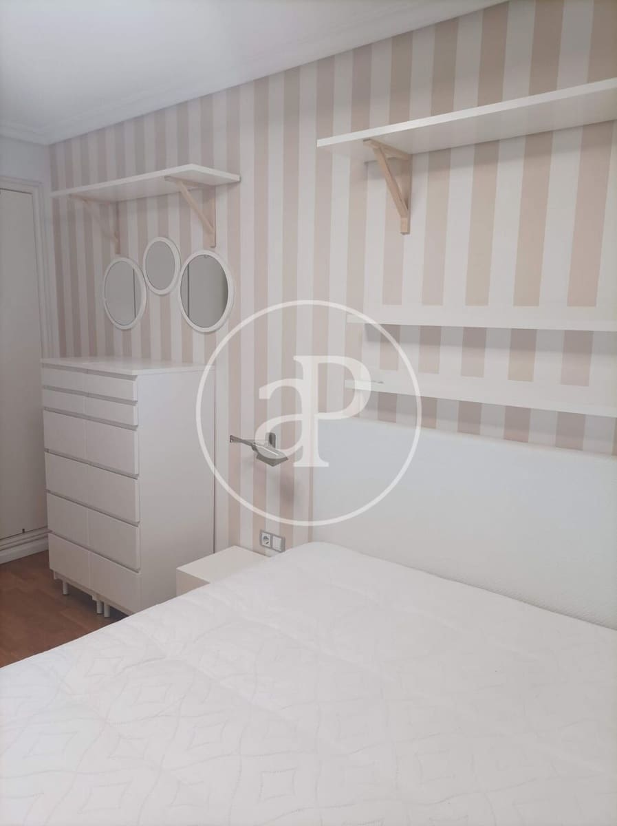 2 soverom Leilighet til leie i Valencia by - € 1 400 (Ref: 9994314)