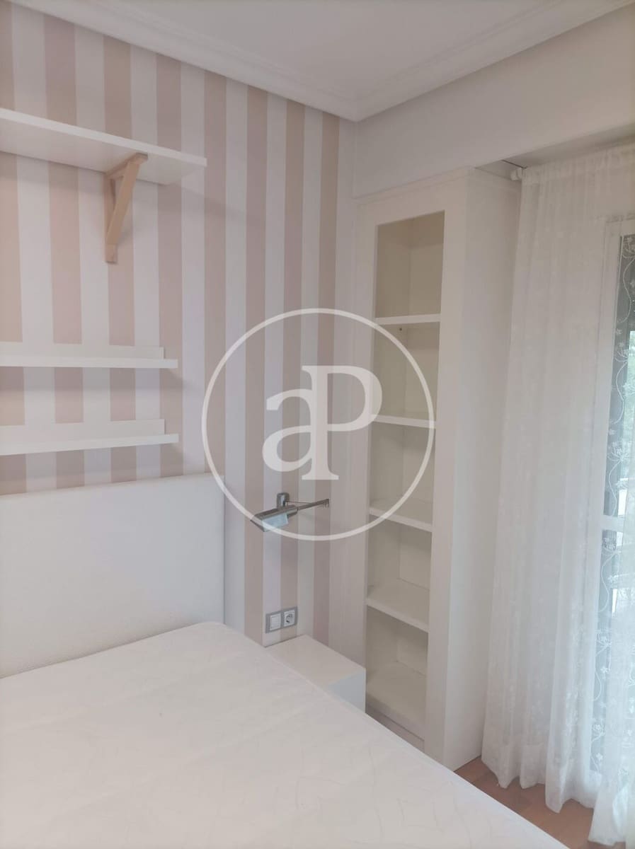 2 soverom Leilighet til leie i Valencia by - € 1 400 (Ref: 9994314)