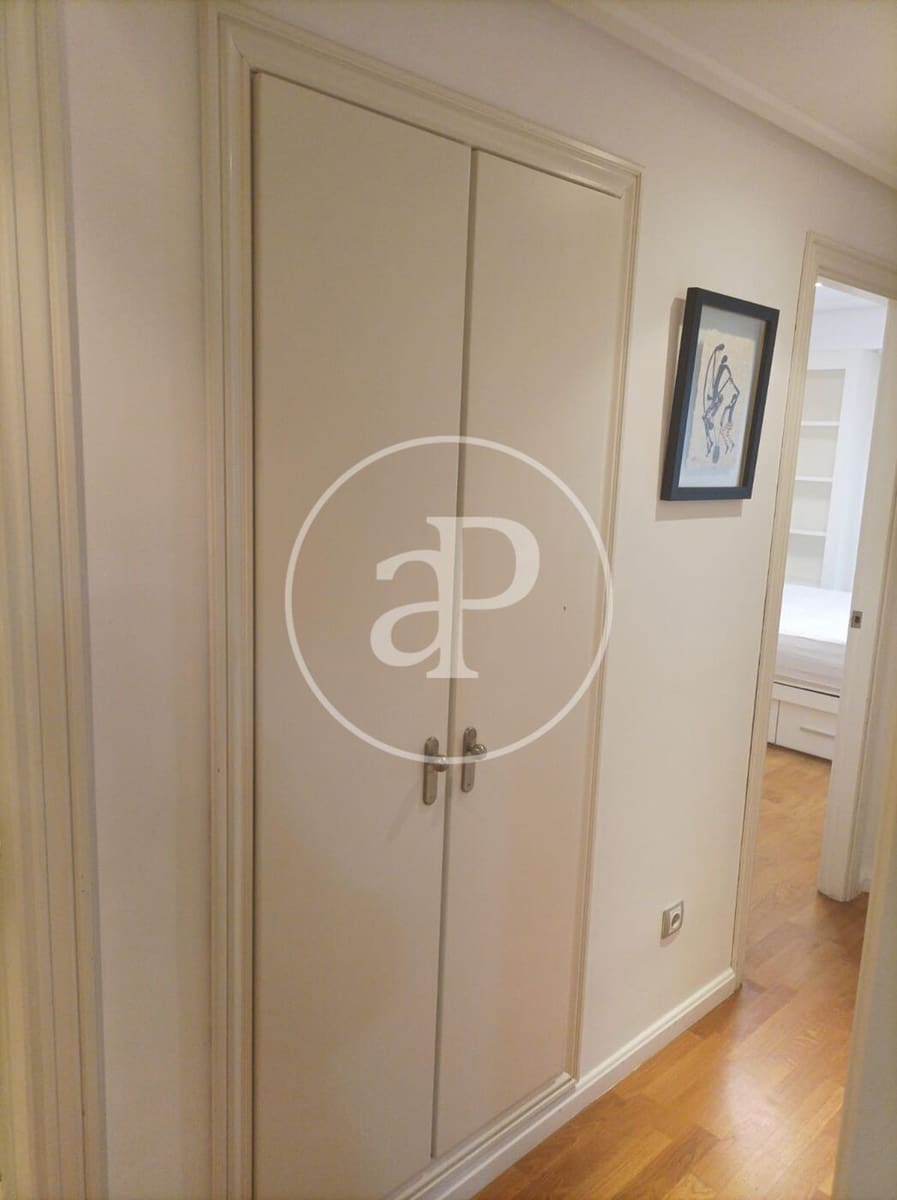 2 soverom Leilighet til leie i Valencia by - € 1 400 (Ref: 9994314)