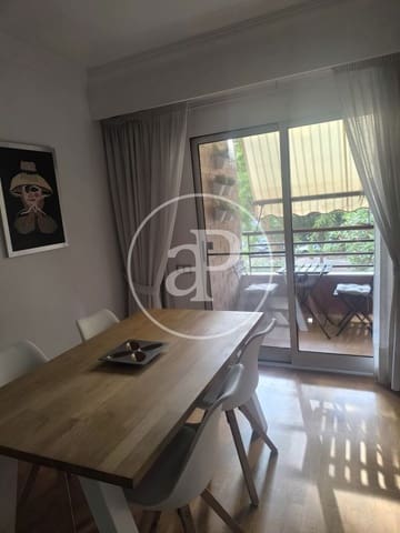 2 sovrum Lägenhet att hyra i Albors, Valencia stad - 1 400 € (Ref: 9994314)