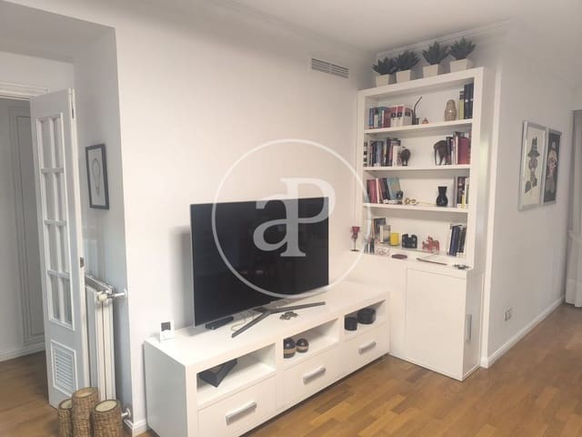 2 sovrum Lägenhet att hyra i Albors, Valencia stad - 1 400 € (Ref: 9994314)