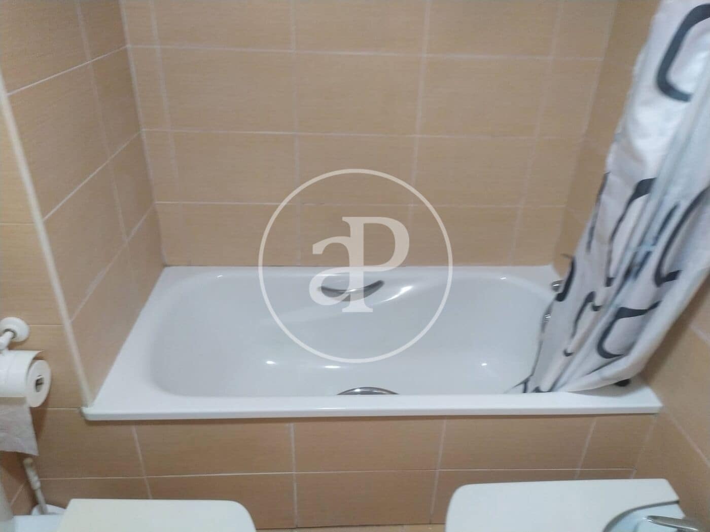 3 camera da letto Appartamento da affittare in Valencia citta - 1.350 € (Rif: 9994315)
