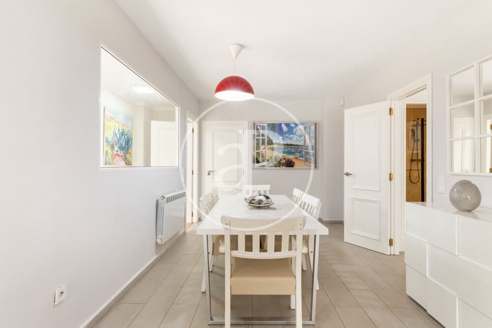 9 makuuhuone Huvila myytävänä paikassa Betera mukana uima-altaan - 1 500 000 € (Ref: 9994316)