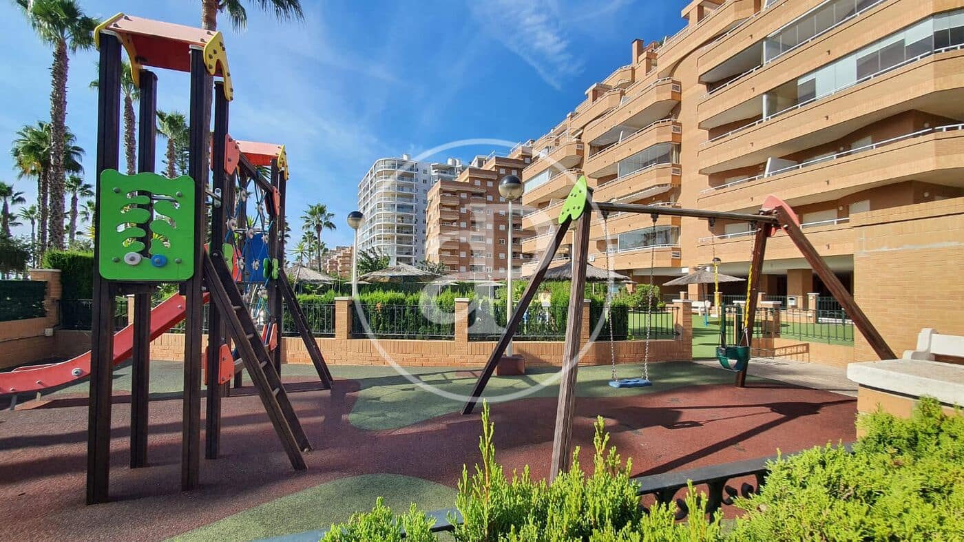 2 soveværelse Lejlighed til salg i Oropesa  med swimmingpool - € 175.000 (Ref: 9997189)