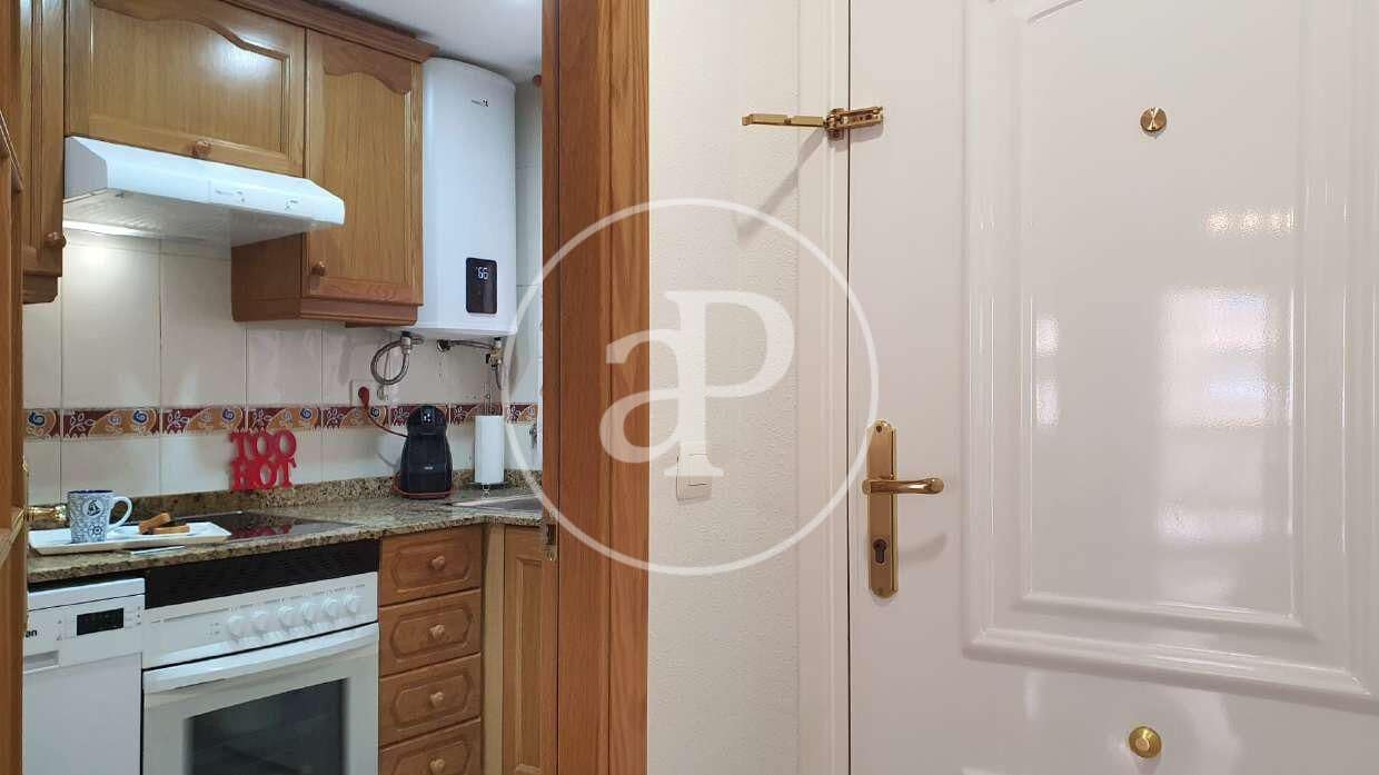 2 sovrum Lägenhet till salu i Oropesa  med pool - 185 000 € (Ref: 9997190)
