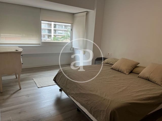 Apartamento de 2 habitaciones en Mestalla, València ciudad en alquiler - 1.800 € (Ref: 9998884)