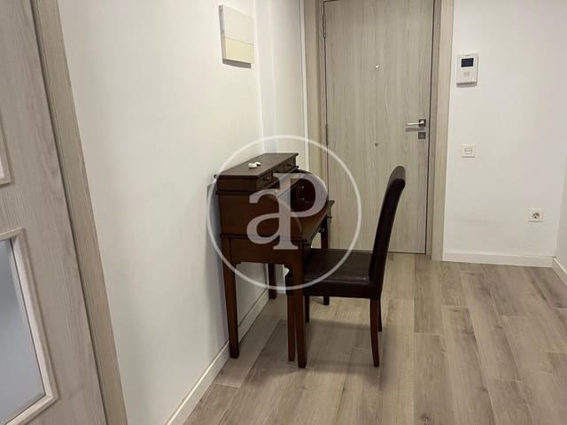 Apartamento de 2 habitaciones en Mestalla, València ciudad en alquiler - 1.800 € (Ref: 9998884)