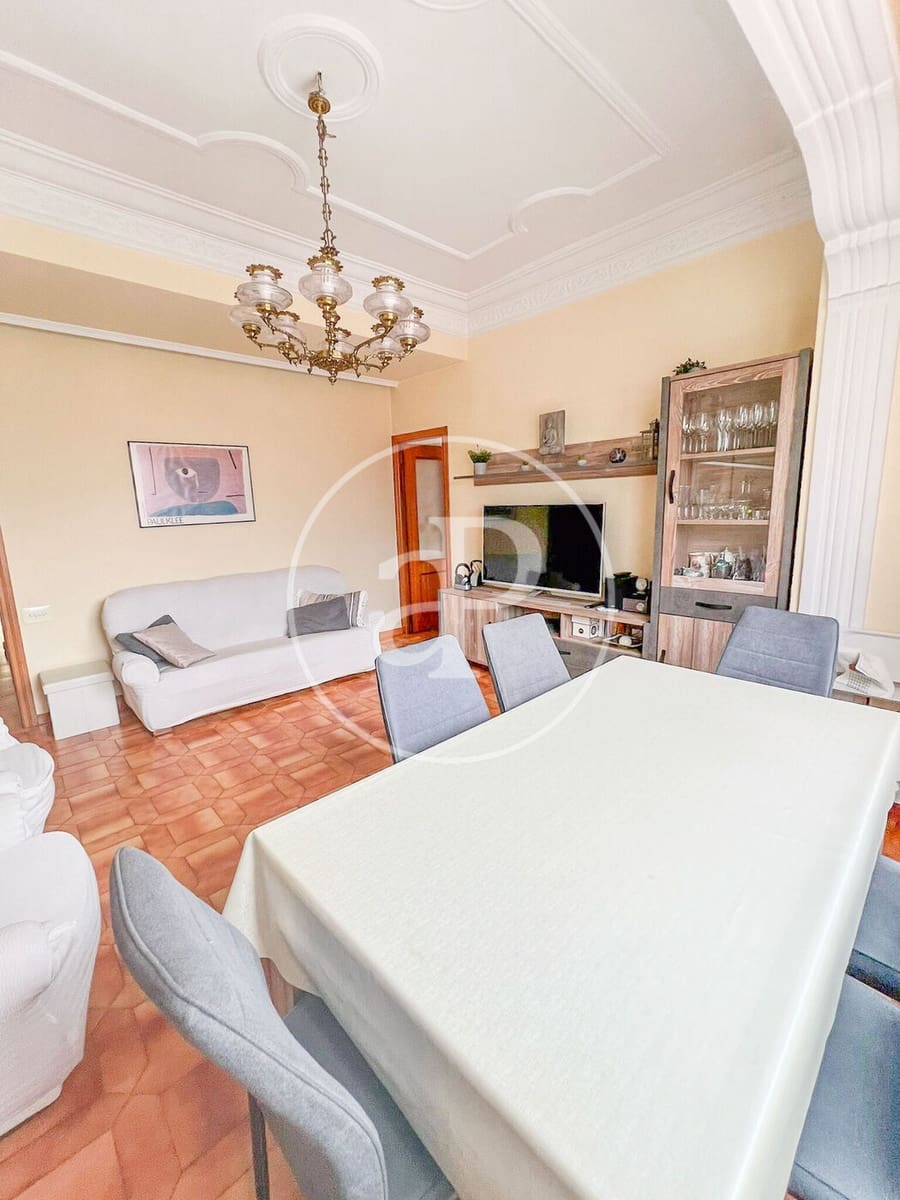 4 soveværelse Lejlighed til leje i Valencia by - € 2.000 (Ref: 9998885)