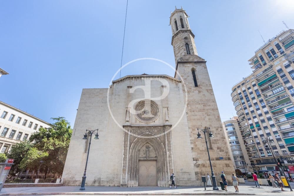 4 soveværelse Lejlighed til leje i Valencia by - € 2.000 (Ref: 9998885)
