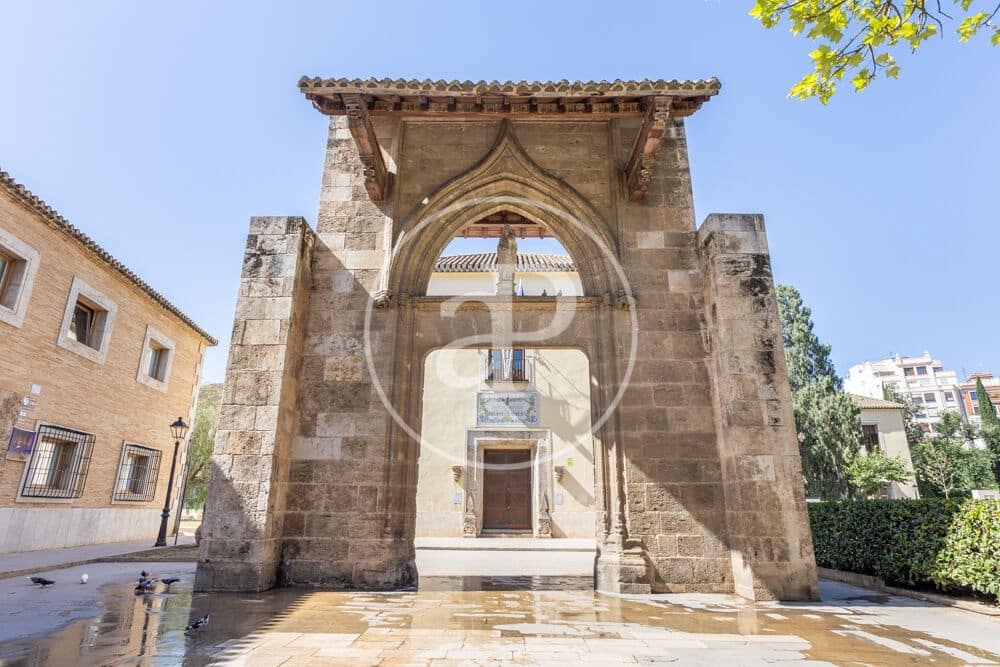 4 soveværelse Lejlighed til leje i Valencia by - € 2.000 (Ref: 9998885)