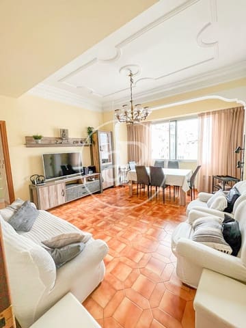 4 soveværelse Lejlighed til leje i La Petxina, Valencia by - € 2.000 (Ref: 9998885)